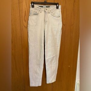 Wild Fable Women's Light Gray Straight Leg Jeans